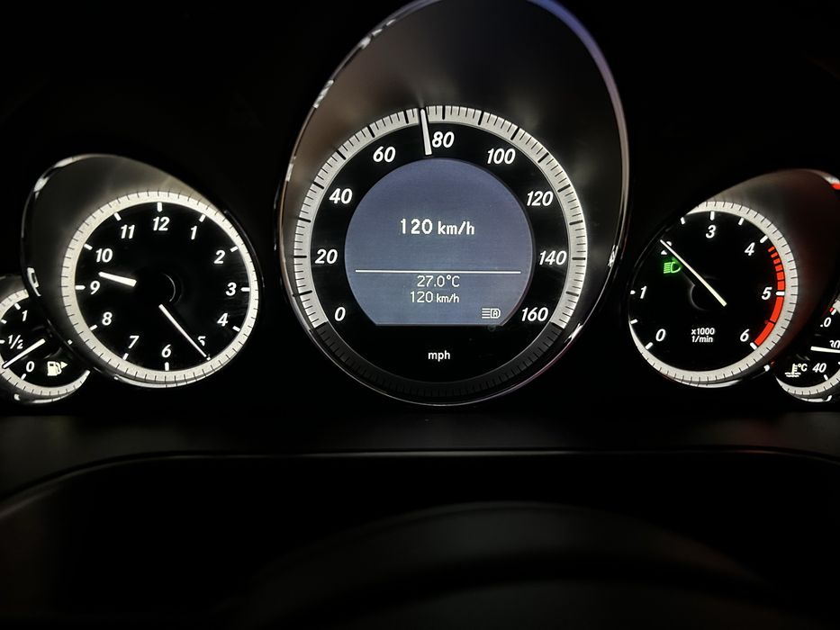 Mercedes E-class W212 2.2 biturbo 204 cai volan dreapta uk anglia