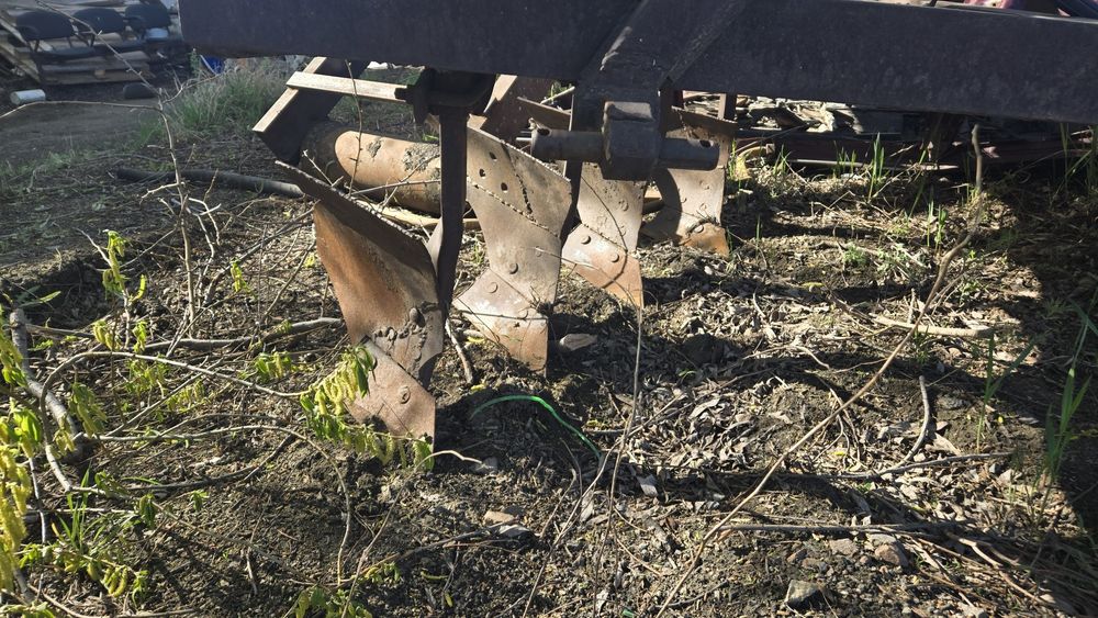 Продам Плуг на МТЗ