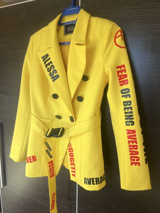 Alessa жълто сако