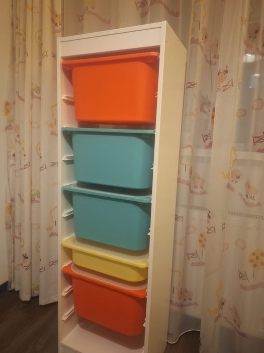 Vând raft Ikea + cutii depozitare - Trofast
