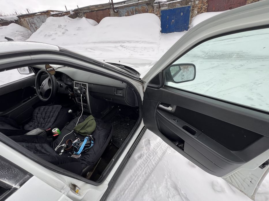 Продам приору хэчбэк