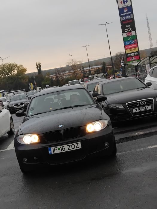 Vând schimb bmw seri 1 e87 2.0 benzină