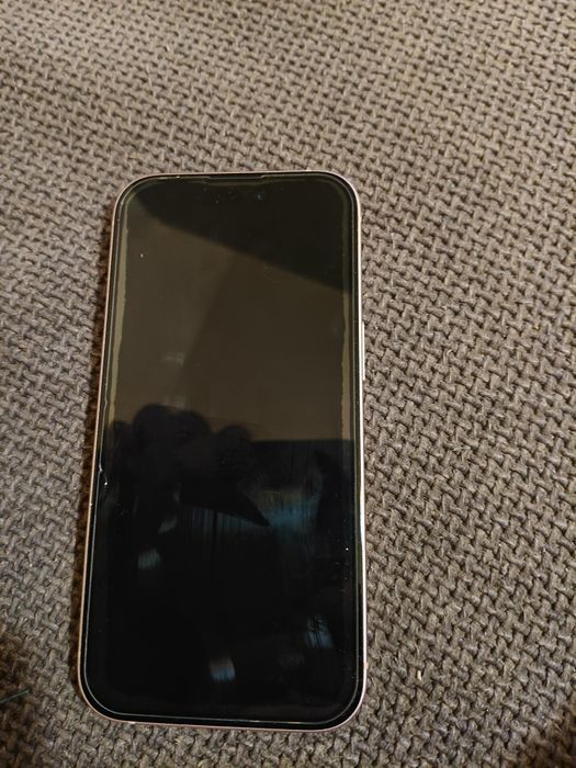 Iphone 15 128. Буквално нов.