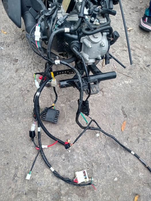 SYM Fiddle IV 50 E5 скутер 2021 г. Модел на части