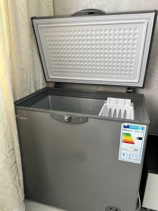 Продам морозильник