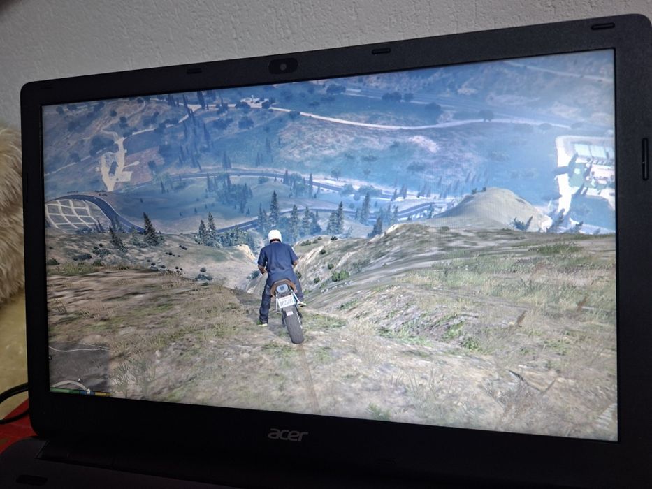 Laptop Gaming cu jocuri incluse Gta,Nfs