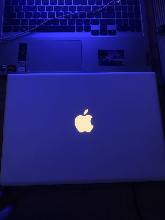Продам macbook late 2007 г