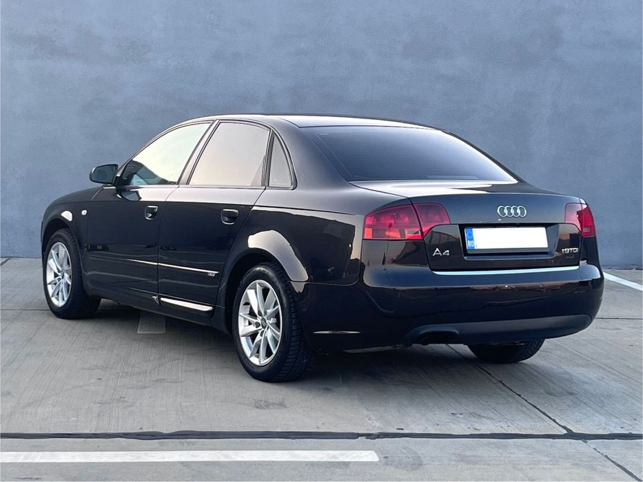 Audi a4 b7 1.9 tdi S-line inm. În ro