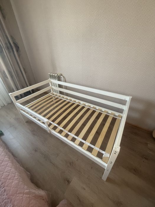 Продам кровать 160*80