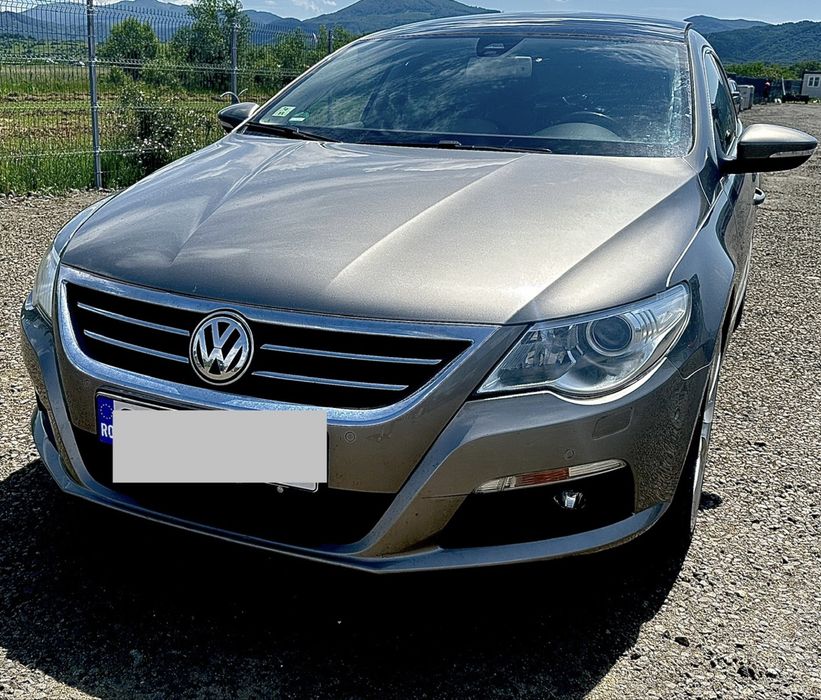 VOLKSWAGEN Passat CC 2011
