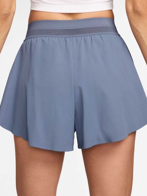 Оригинални къси панталонки с клин Nike