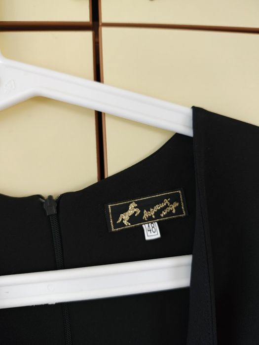 Официални рокли "Агресия"