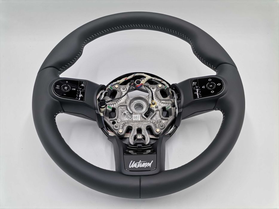 Като Нов Спортен Волан Untamed Mini F60 F54 F55 F56 F57 LCI 426km