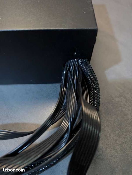 Sursa Seasonic G12 GC-650 (2024), 80+ Gold, Cabluri fixe, 650W, Negru