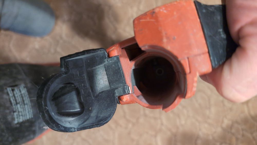 Hilti GX 120 за пирони