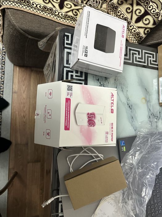 Модем 5g Altel,Tele2 с расширителем вместе