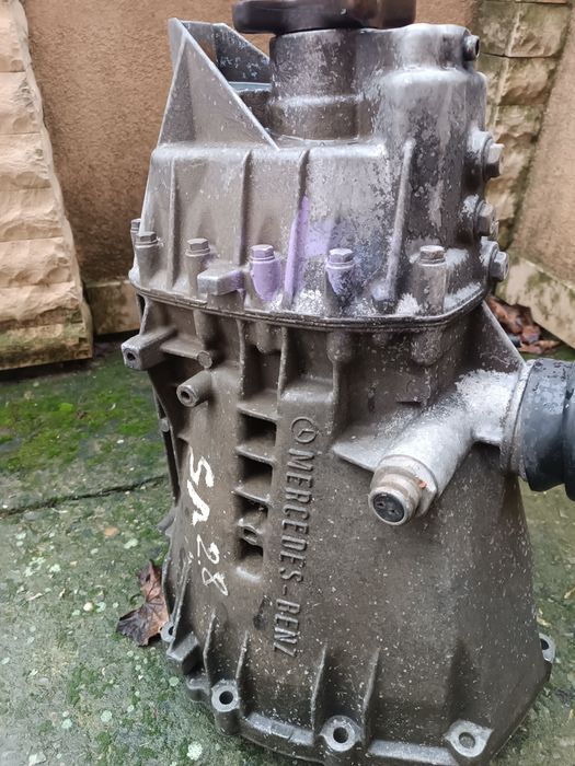 Продавам  скоростна кутия за vw LT