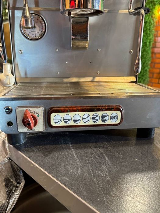 Продлиться кофе машинка Elektra