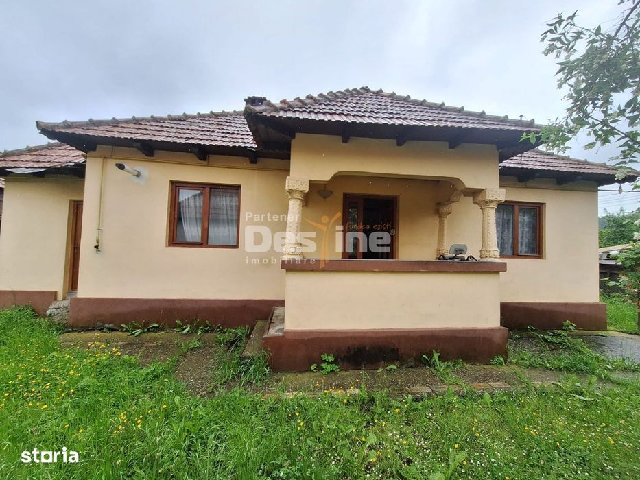 Oportunitate rara! Casa spatioasa aproape de Barajul Valea Uzului, Dar