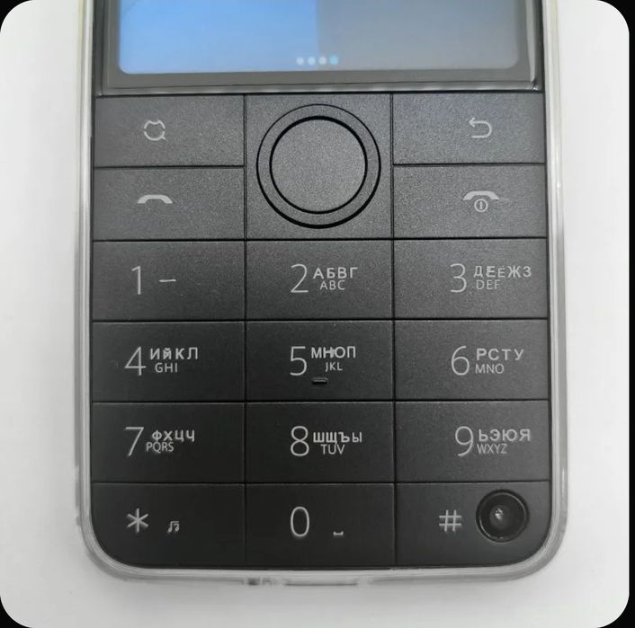 Кнопочный смартфон qin f22 pro