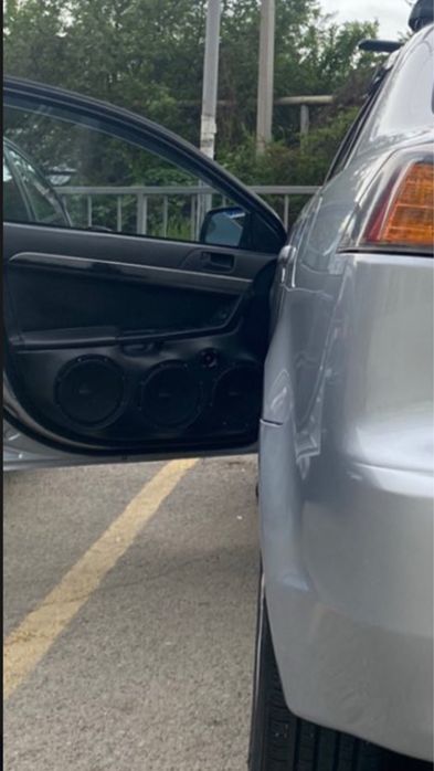 Продам готовый комплект автозвука фронт