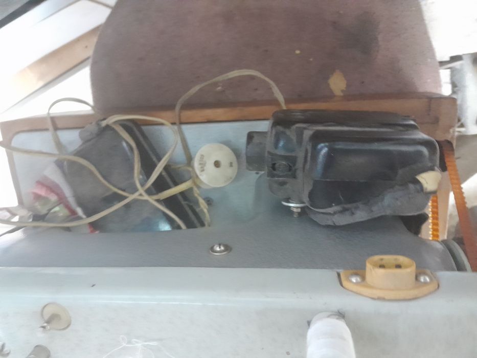 Швейная машина вторая в подарок