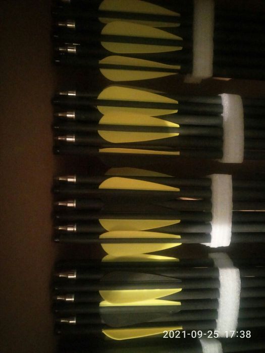 Продавам карбонови стрели