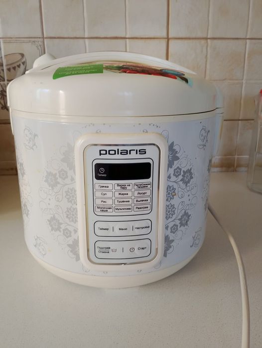Мультиварка в хорошем состоянии