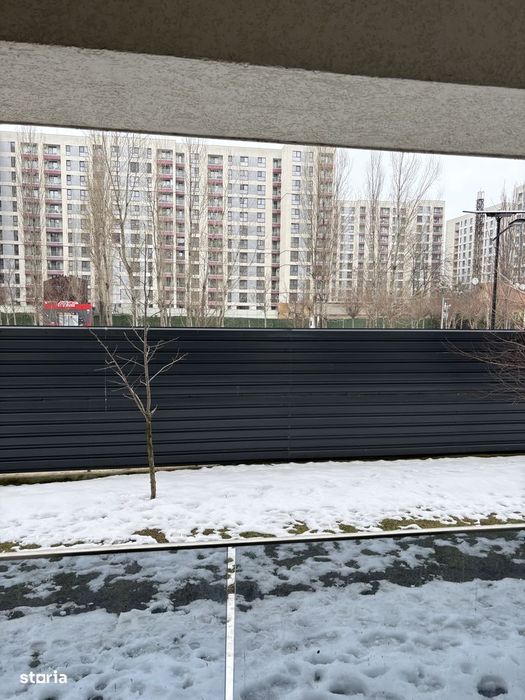 Apartament cu 2 camere, balcon și lift în Militari