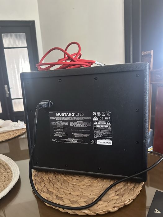 Amplificator chitară Fender Mustang LT25