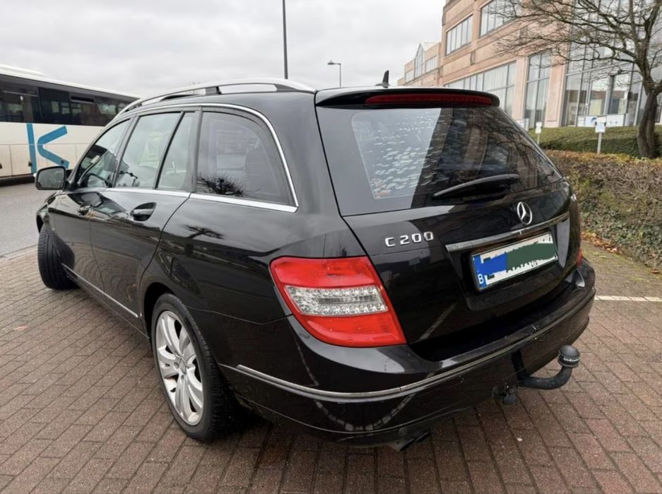 Mercedes Benz C200