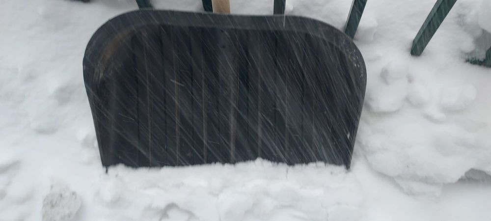 Lopata zapada 41x39 cu coada lemn de 120 cm lungime