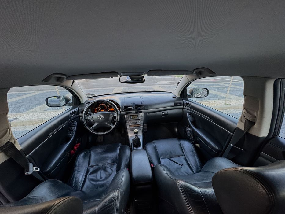 Vand Toyota avensis /2.0D/Facelift