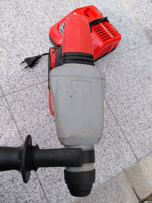 Milwaukee M18 BLH Перфоратор