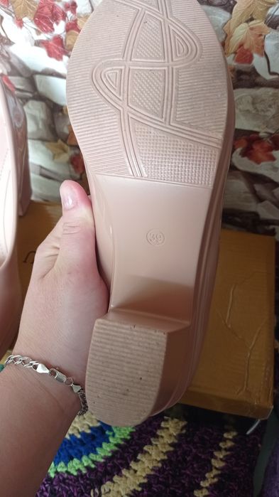 Туфли женские продам