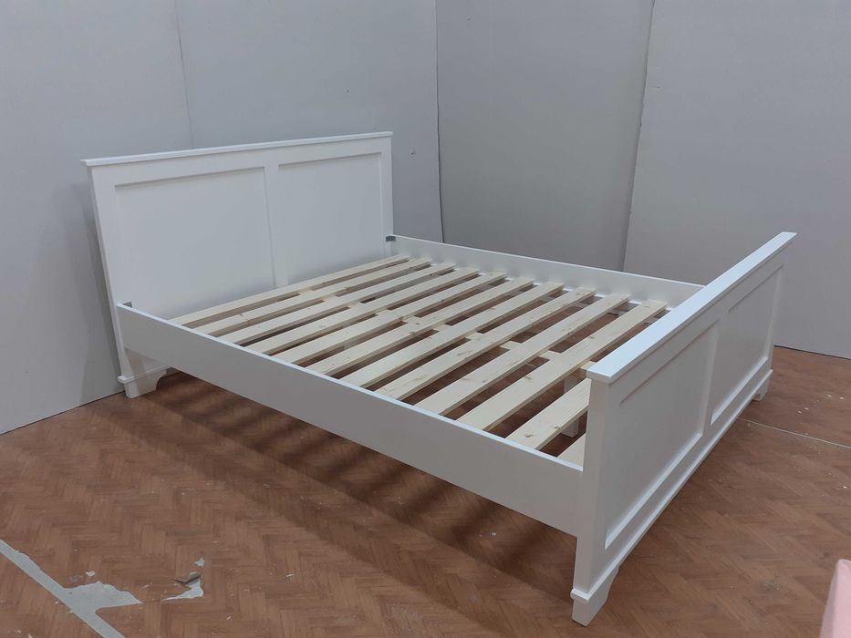 TRANSPORT GRATUIT.Pat single din lemn masiv.Cod 218