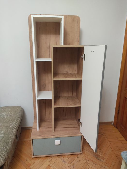 Продам комплект мебели