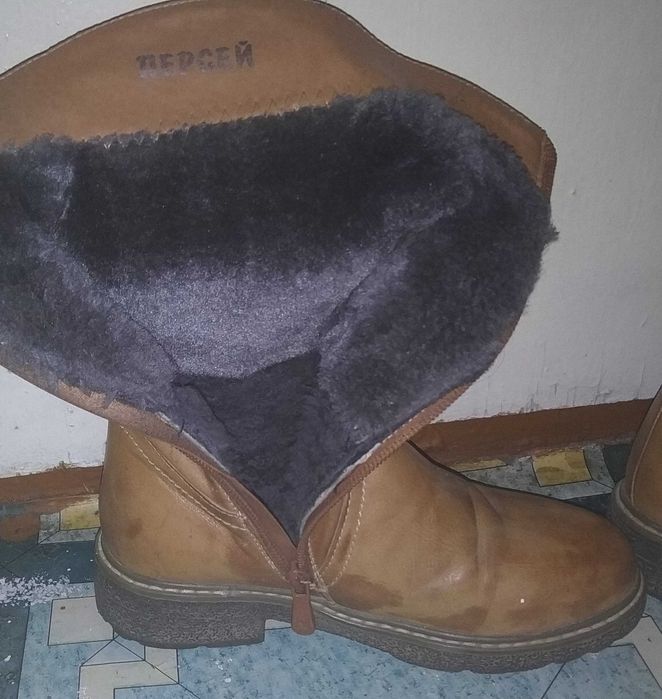 Женские кожаные сапоги