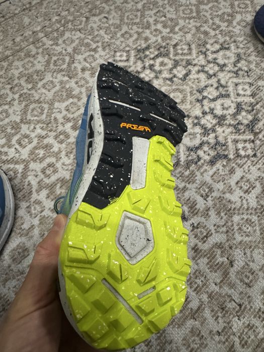 Продавам маратонки за бягане Scarpa