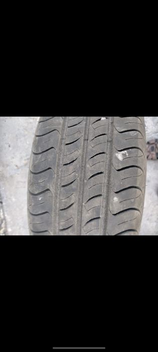 Шины летние, в хорошем состоянии