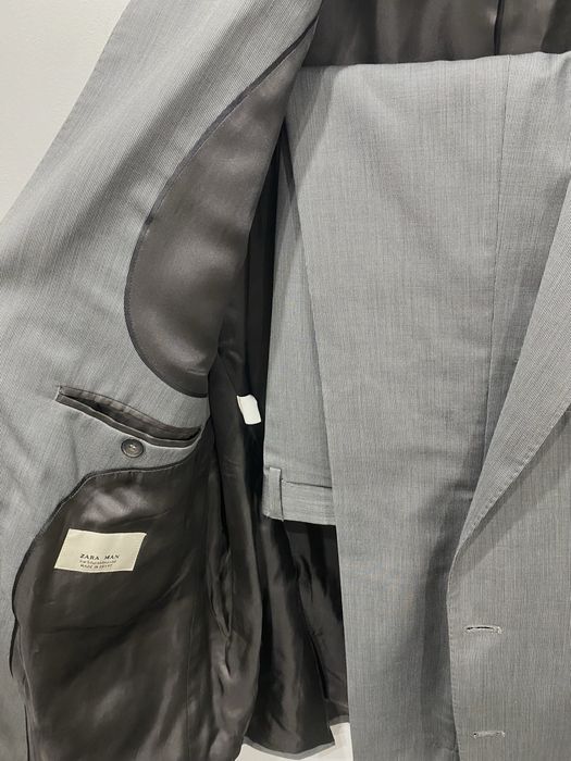 Костюми от Hugo Boss Zara ,Maniac и Angelo rotrico