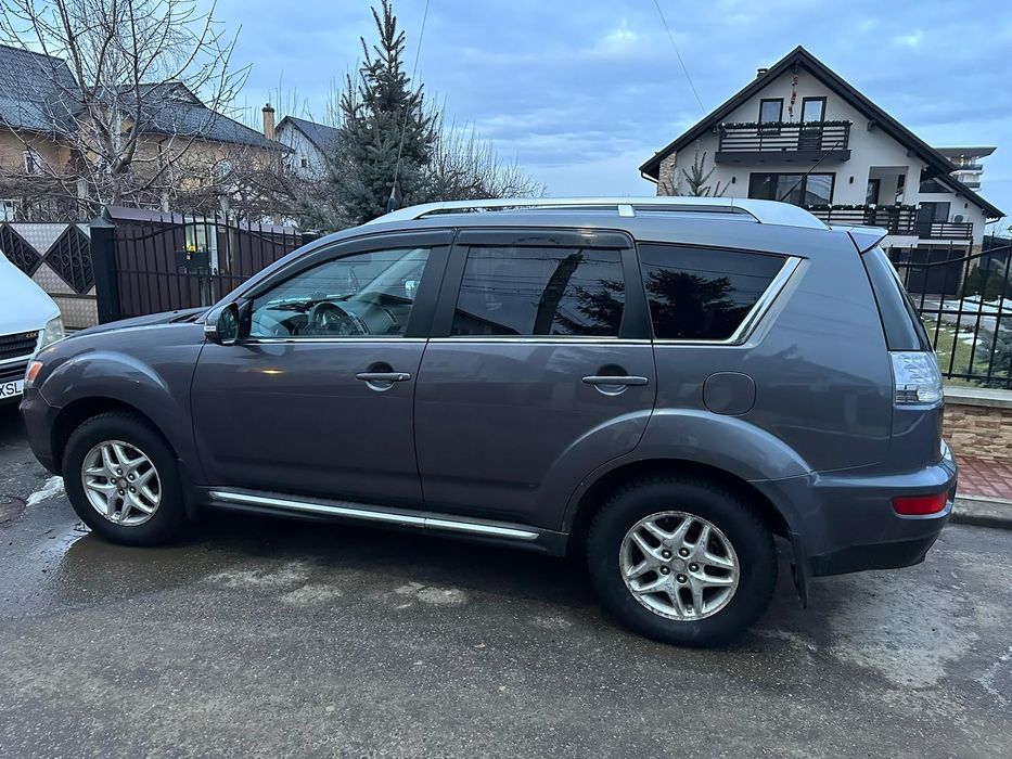 Vand Mitsubishi autlander