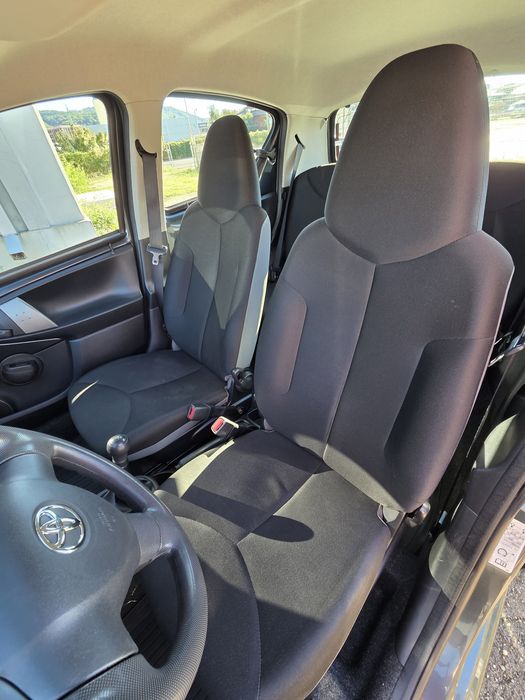 Toyota Aygo 2013 benzină 1.0 stare bună 64k km reali