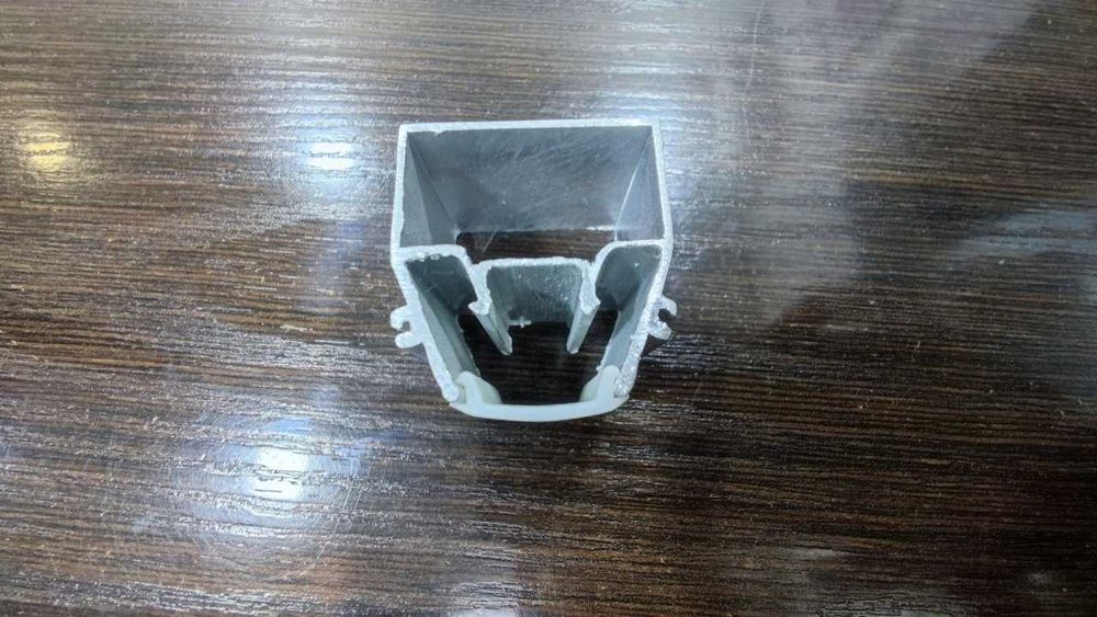 Световая линия, профиль для натяжного потолка