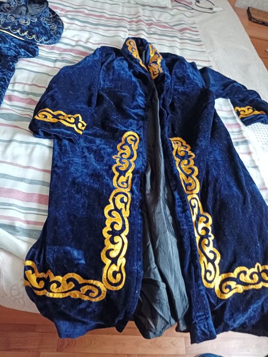 Шапан продам. Дешево. Новые