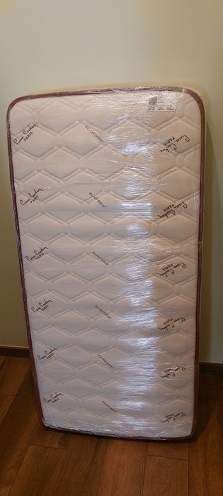 Детска кошара/легло от масивно дърво