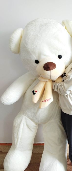 Плюшевый медведь