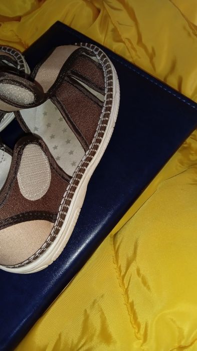 Комбинезон сандали продам