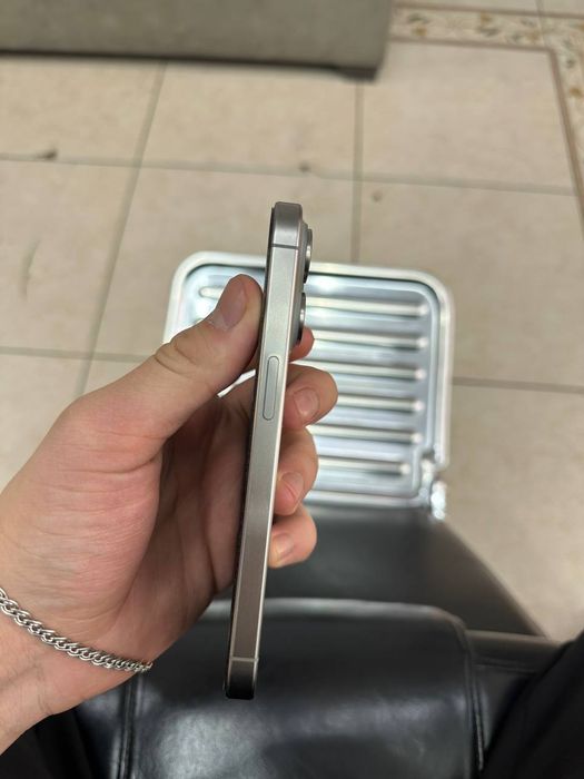 Iphone 15 pro srochna