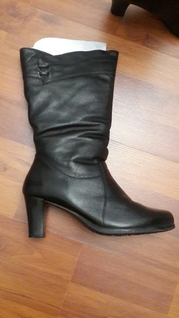 Сапоги женские кожа